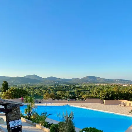 Jolie Maison Golfe De Saint-tropez *
